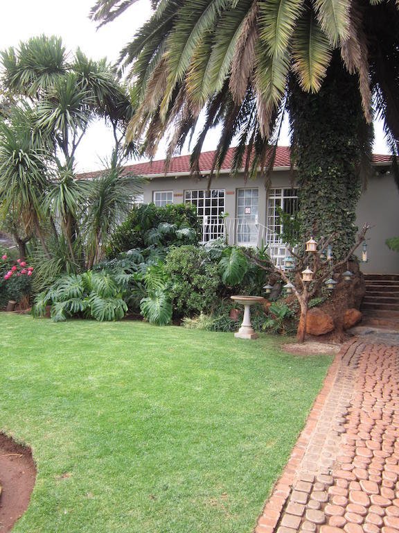 Margaret'S Place Johannesburg Exterior photo