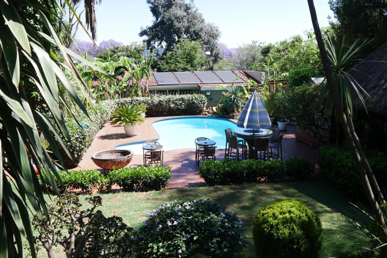 Margaret'S Place Johannesburg Exterior photo